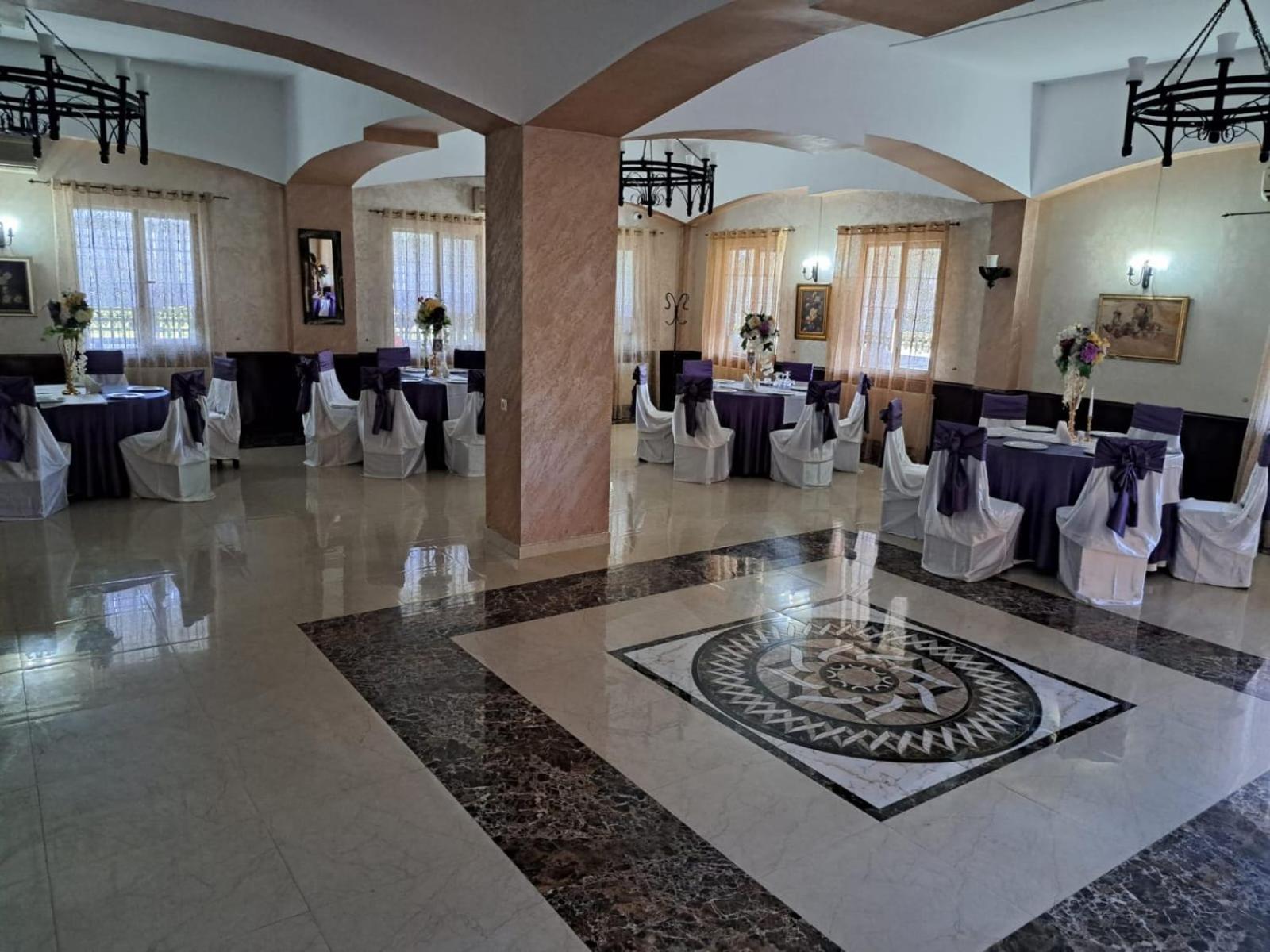 Hotel Casa Boiereasca à Iasi Extérieur photo